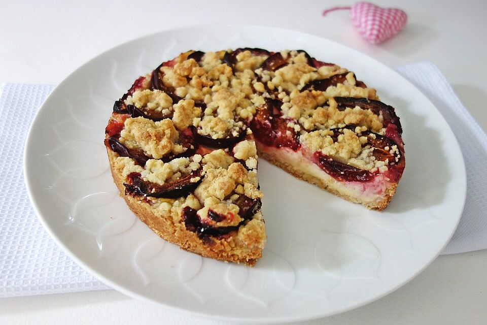 Zwetschgen-Streuselkuchen mit Pudding