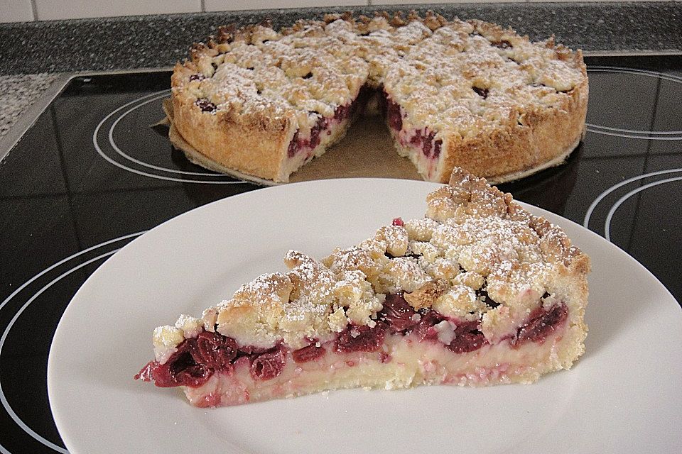 Zwetschgen-Streuselkuchen mit Pudding