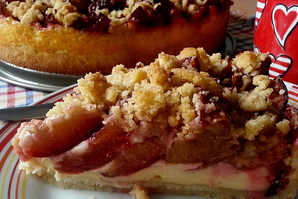 Zwetschgen-Streuselkuchen mit Pudding