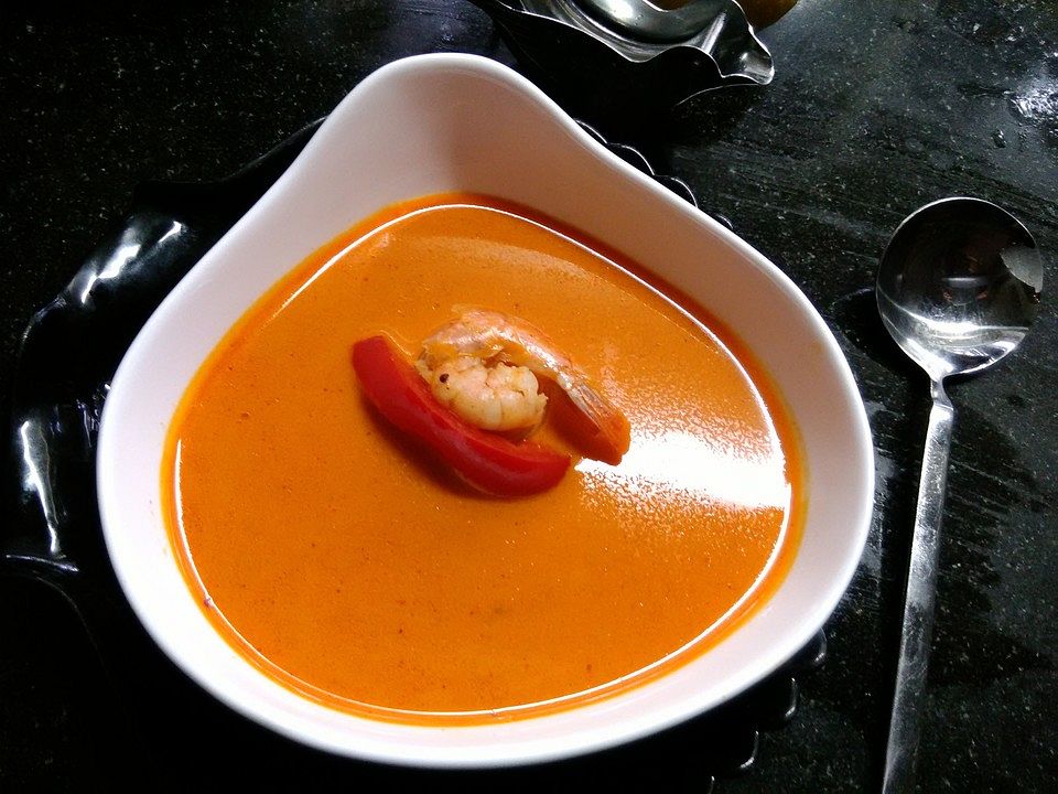 Krabbencremesuppe mit roter Paprika von Ellizza| Chefkoch