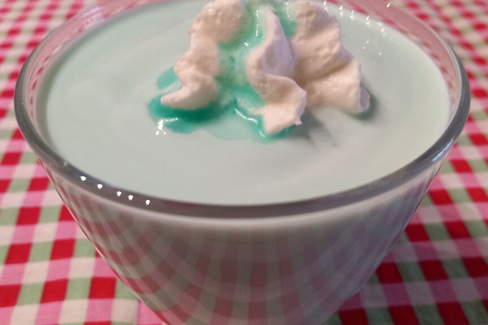 Waldmeister-Joghurt-Dessert