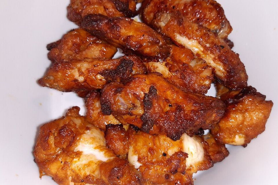 Chicken Wings mit Barbecue-Honig-Marinade