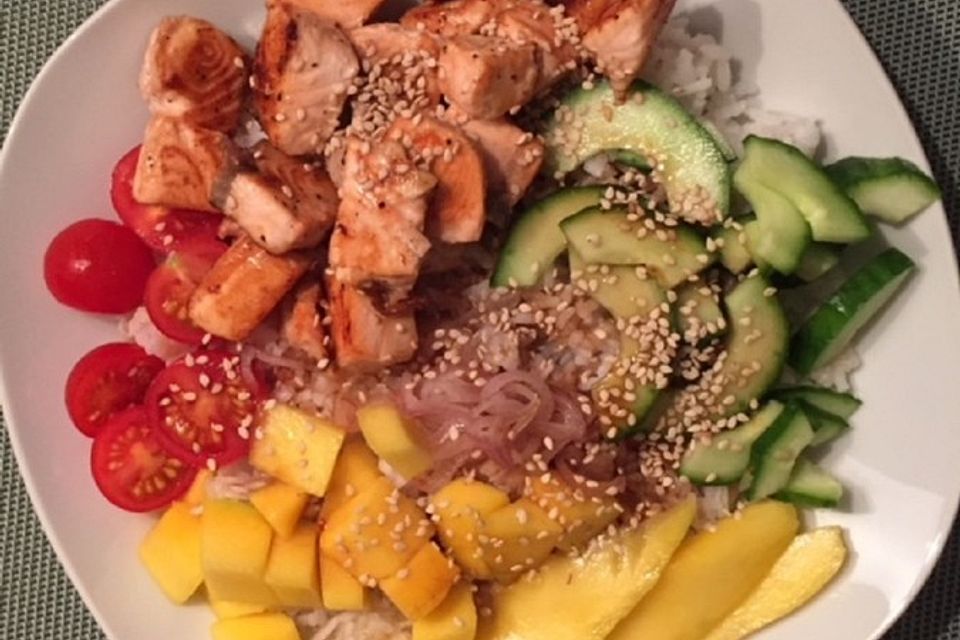 Hawaiianische Poké Bowl mal anders