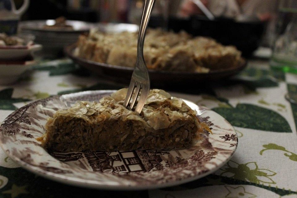 Bulgarischer Kürbisstrudel mit Walnüssen und Zimt