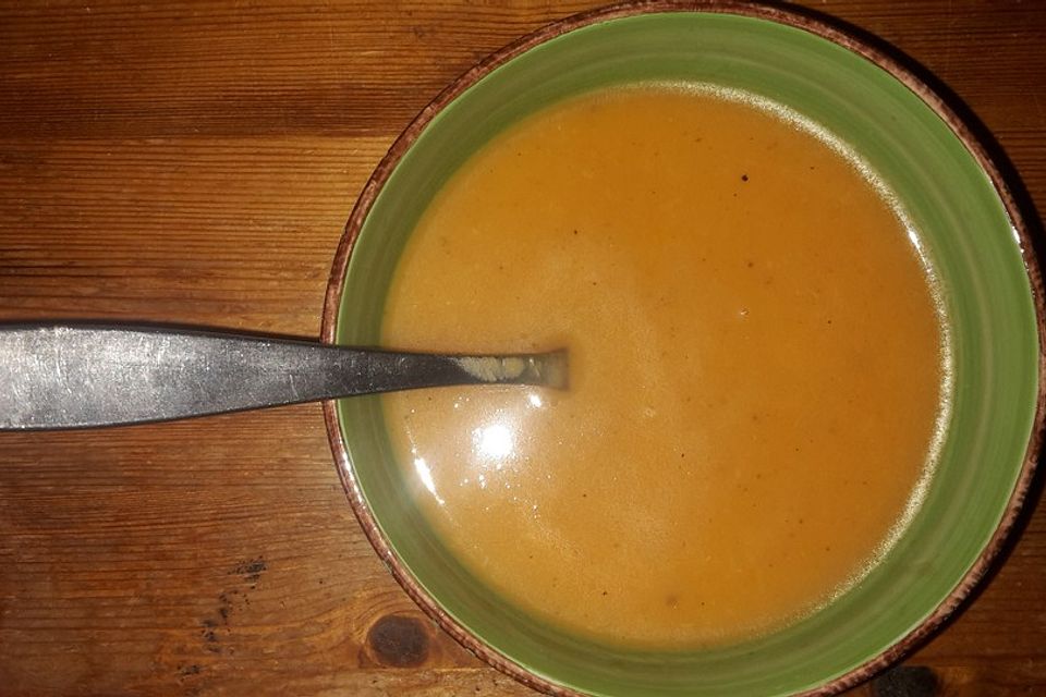 Fenchelsuppe mit Birne