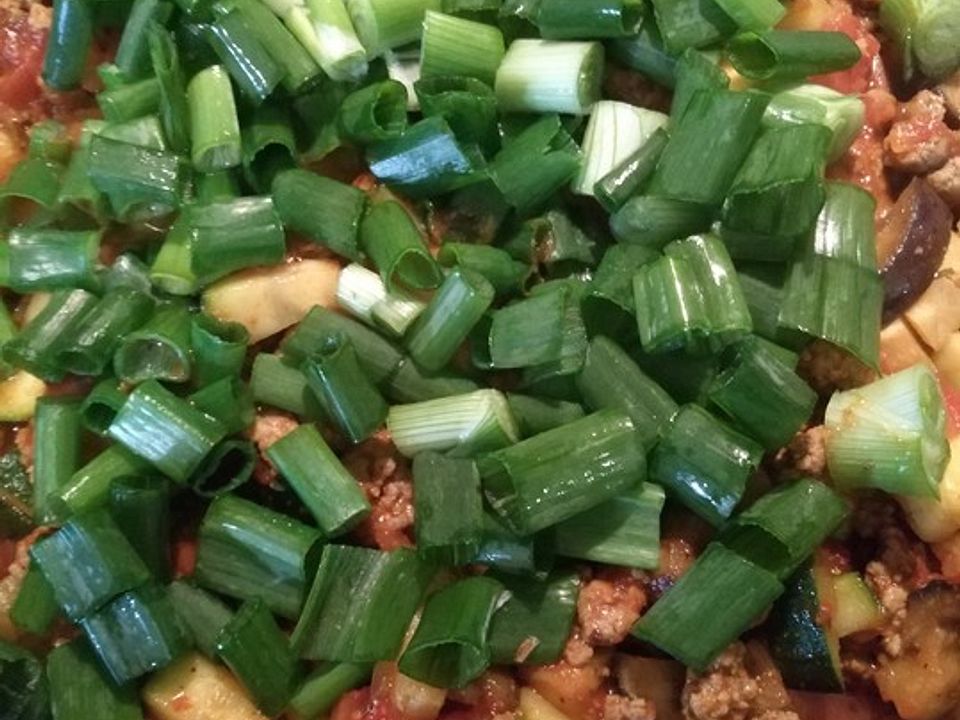 Bebsies Tomaten-Hack-Nudeln mit Zucchini von BebsSarah| Chefkoch