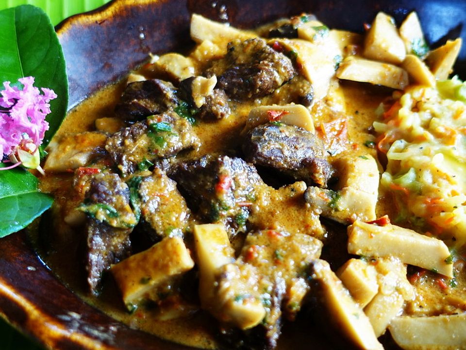 Würziges Rindfleisch-Ragout mit Kräuterseitlingen 'Gili Nangu' von ...