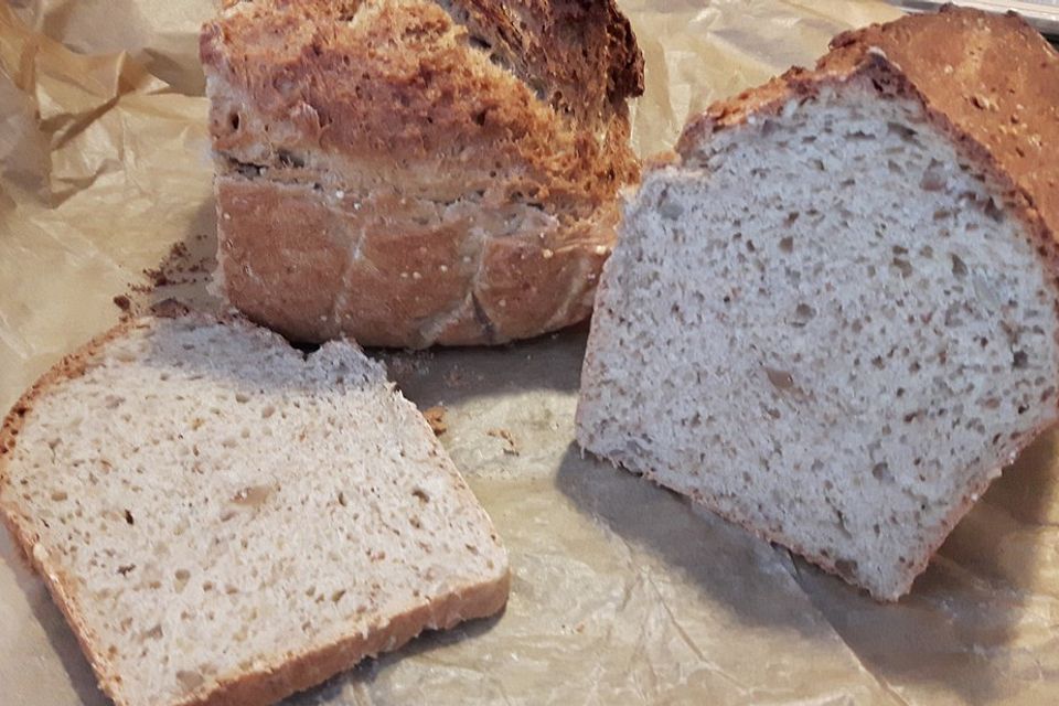 Dinkel-Eiweiß-Brot