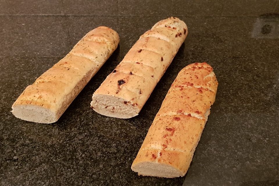 Saftiges Baguette, ideal als Begleiter zu Grillgerichten