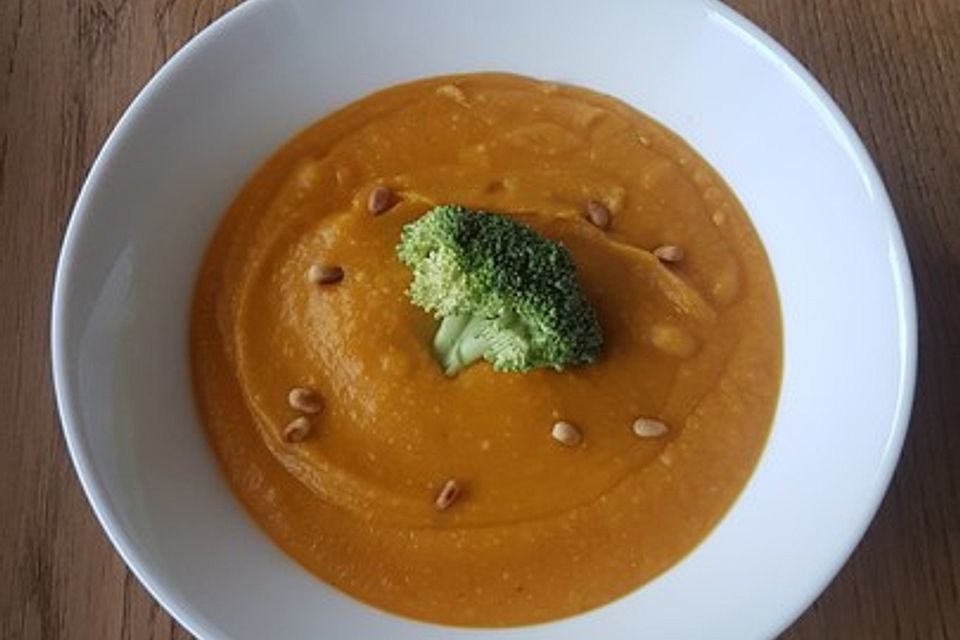 Kichererbsensuppe mit Kurkuma