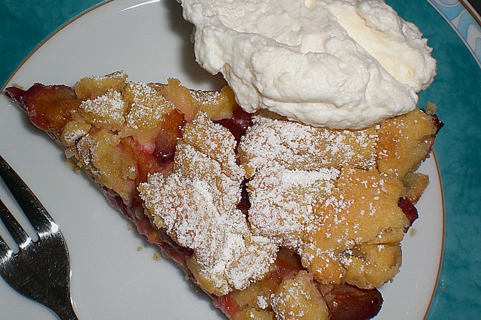 Pflaumenkuchen mit Streuseln