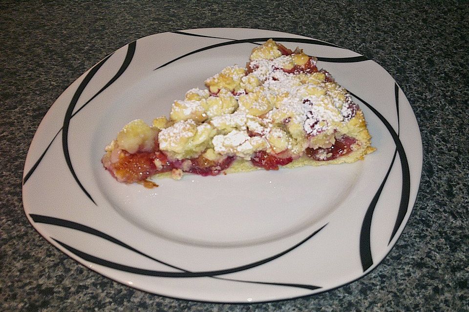 Pflaumenkuchen mit Streuseln