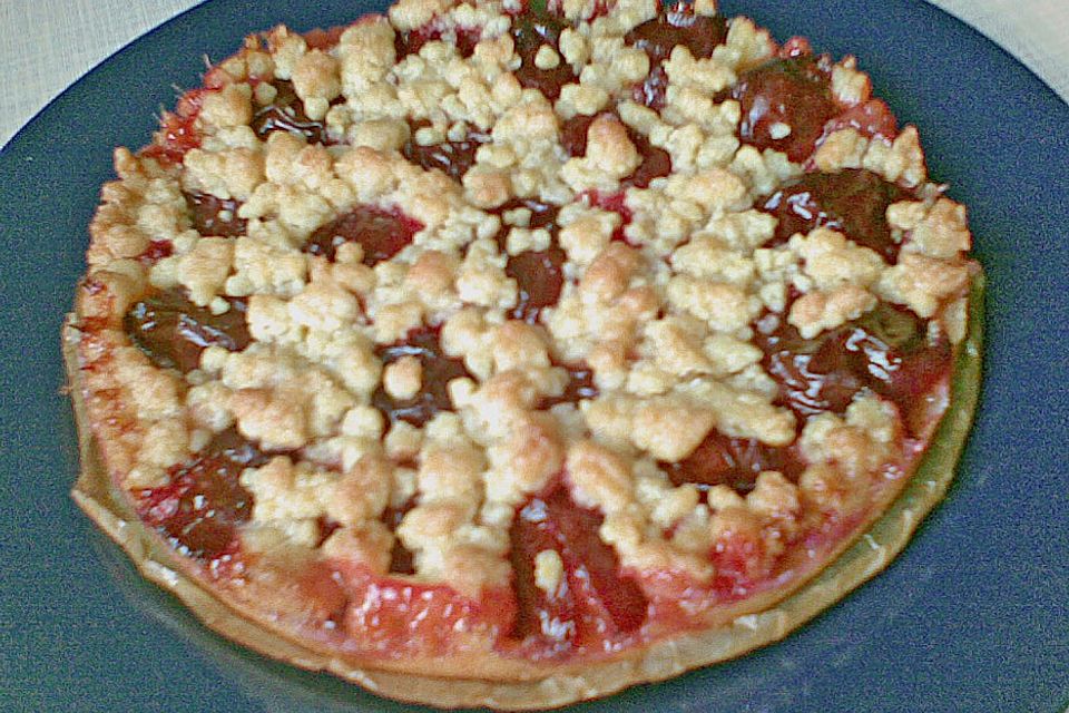 Pflaumenkuchen mit Streuseln