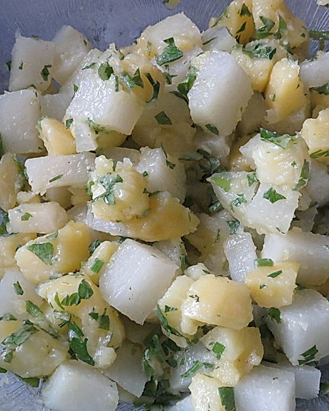 Lauwarmer Kartoffel-Kohlrabi-Salat