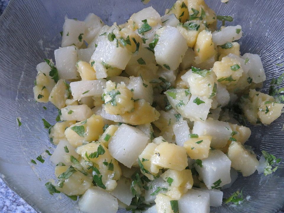 Lauwarmer Kartoffel-Kohlrabi-Salat - Kochen Gut | kochengut.de
