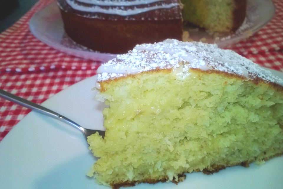 Kokos-Bananen-Kuchen mit Eierlikör