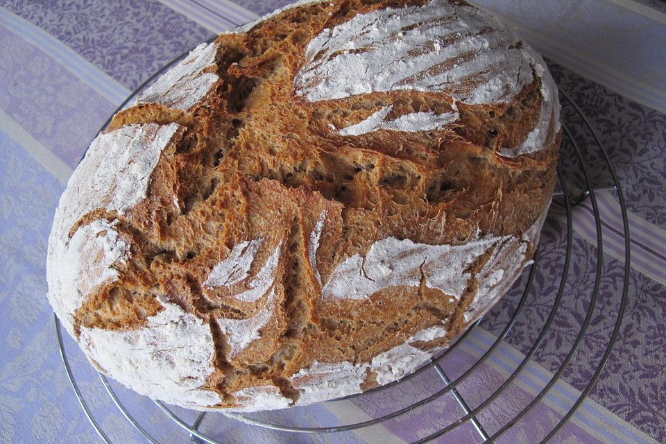 Topfbrot mit Sauerteig