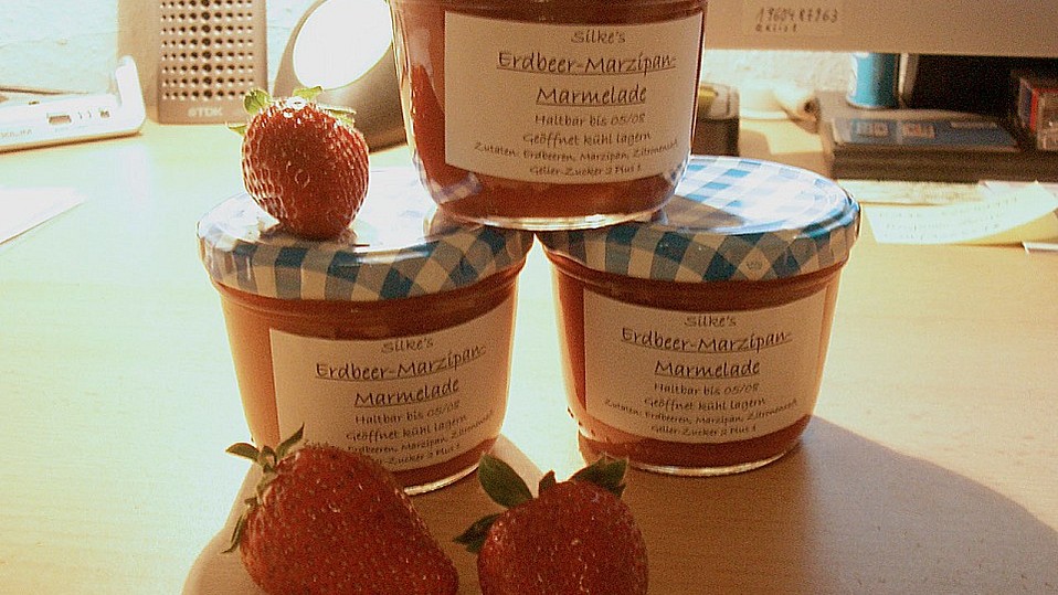 Erdbeer - Marzipan - Marmelade von renkleov Erdbeer - Marzipan - Marmelade von renkleov