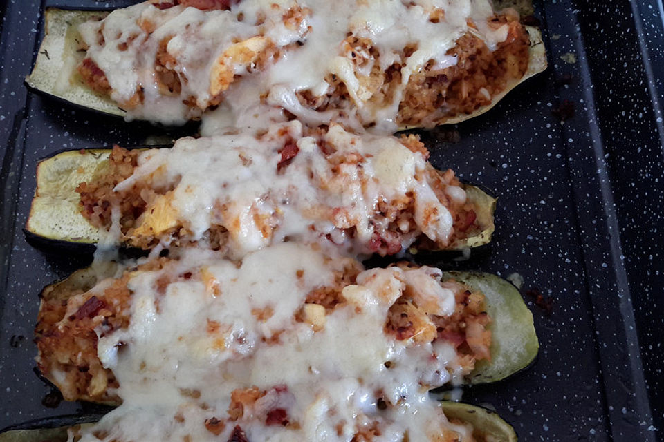 Gefüllte Zucchini mit Bulgur