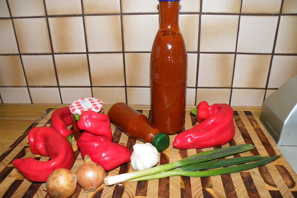 Fruchtiges Gewürz-Paprika-Ketchup