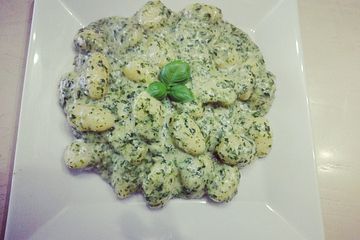 Gnocchi in Spinat-Gorgonzolasauce
