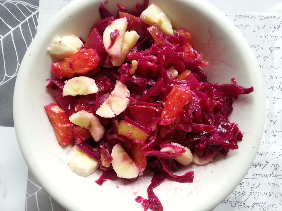Rotkraut-Obst-Salat von chefkochwepu| Chefkoch