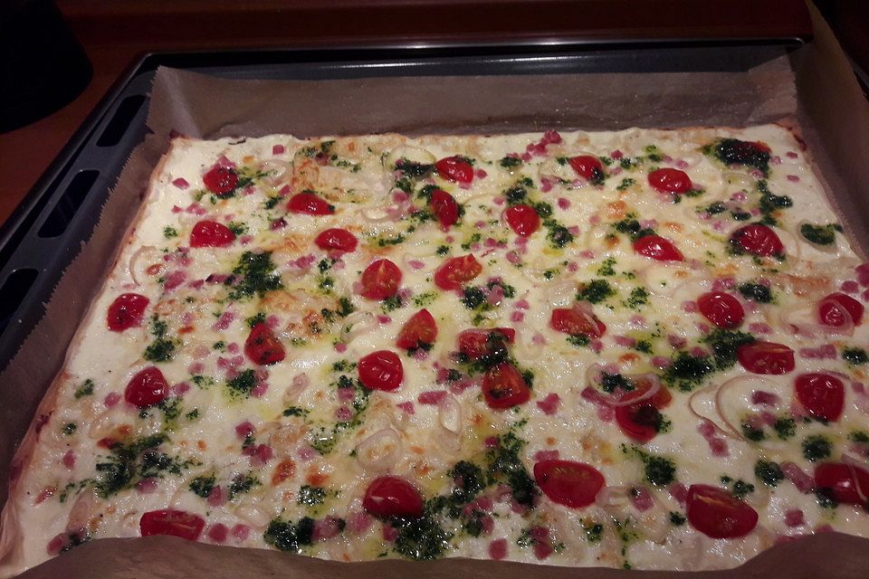 Flammkuchen mit Yufkateig