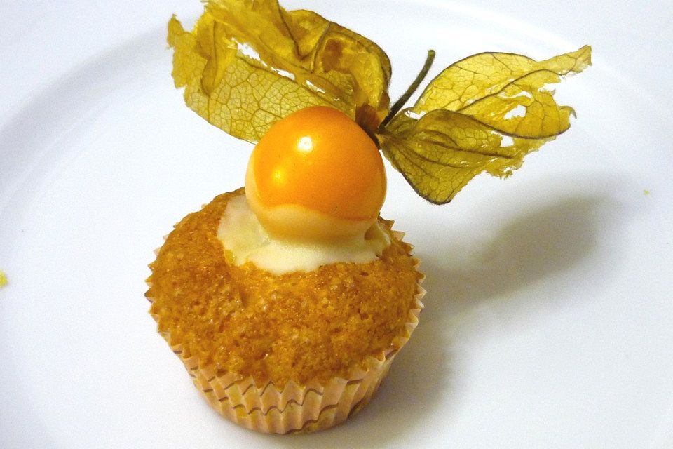 Kokosmuffins mit Physalis