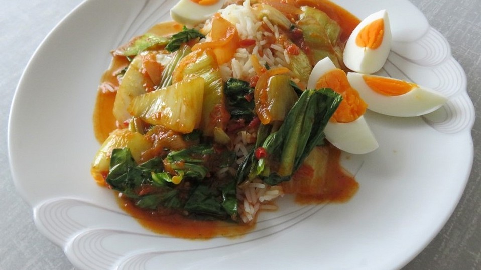 Pak Choi in scharfer roter Soße von Miere Pak Choi in scharfer roter Soße von Miere