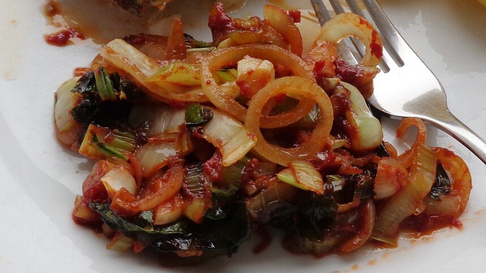 Pak Choi in scharfer roter Soße von Miere Pak Choi in scharfer roter Soße von Miere