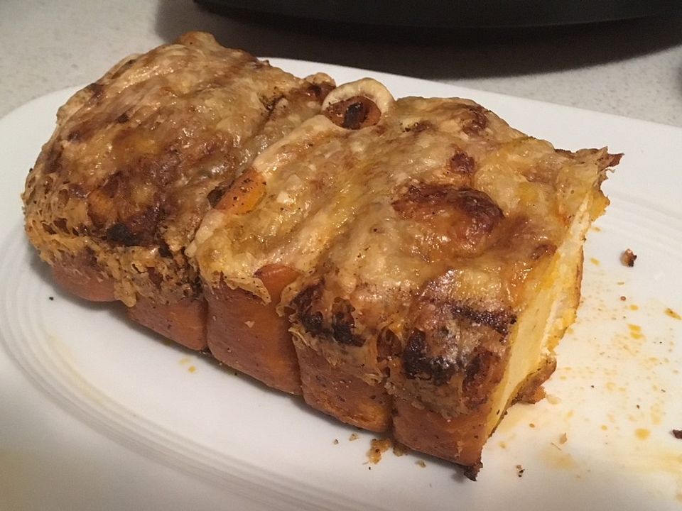 Zupfbrot mit Pesto-Käse-Füllung von Th-DX100| Chefkoch