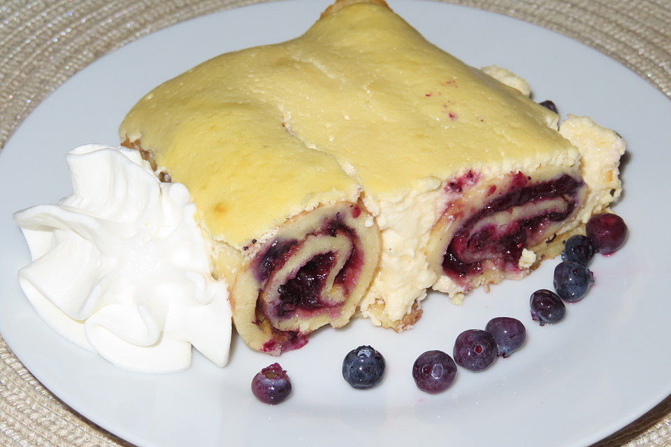 Heidelbeer-Pfannkuchen mit Quarkguss