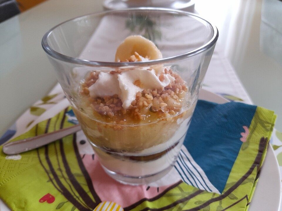 Schoko-Bananen Dessert mit Haselnusskrokant von Chani-Lein| Chefkoch