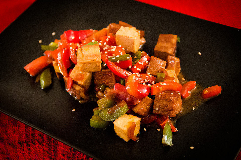 Paprika-Tofu-Wokpfanne