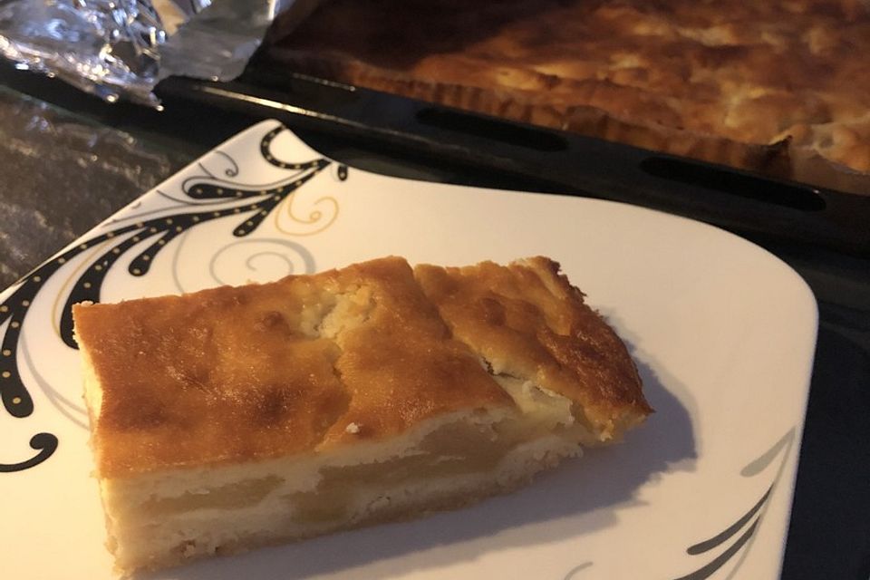 Apfel - Marzipan - Kuchen