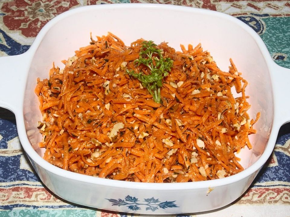 Karottensalat mit Walnüssen von Tatunca| Chefkoch