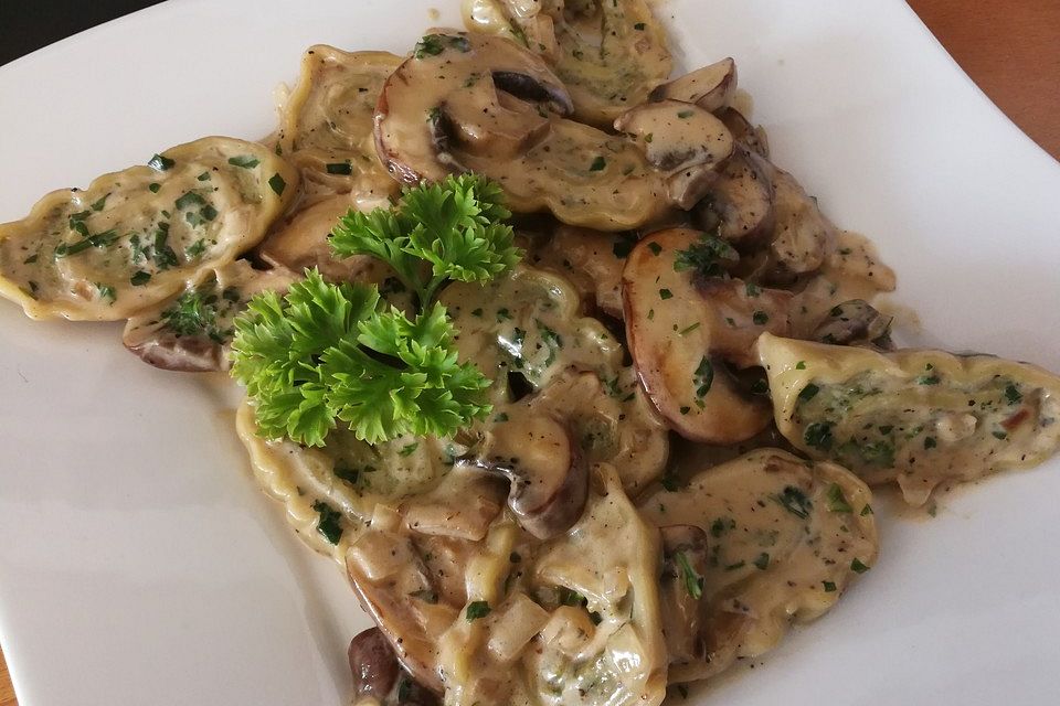 Schnelle Maultaschen-Pilz-Pfanne