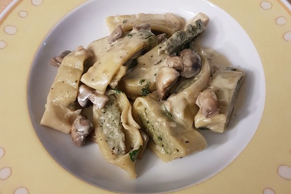 Schnelle Maultaschen-Pilz-Pfanne