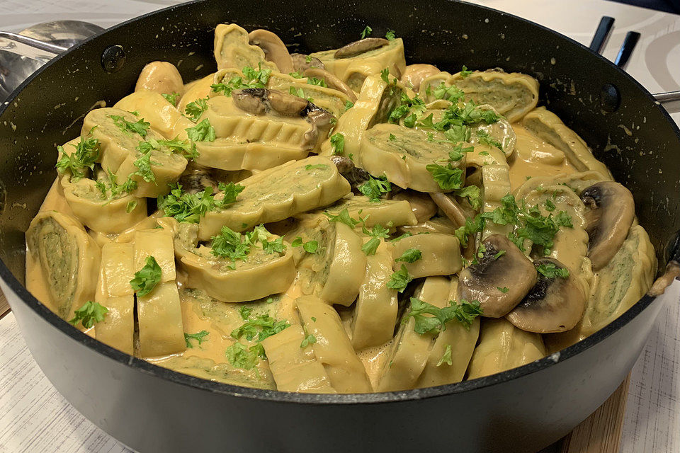 Schnelle Maultaschen-Pilz-Pfanne