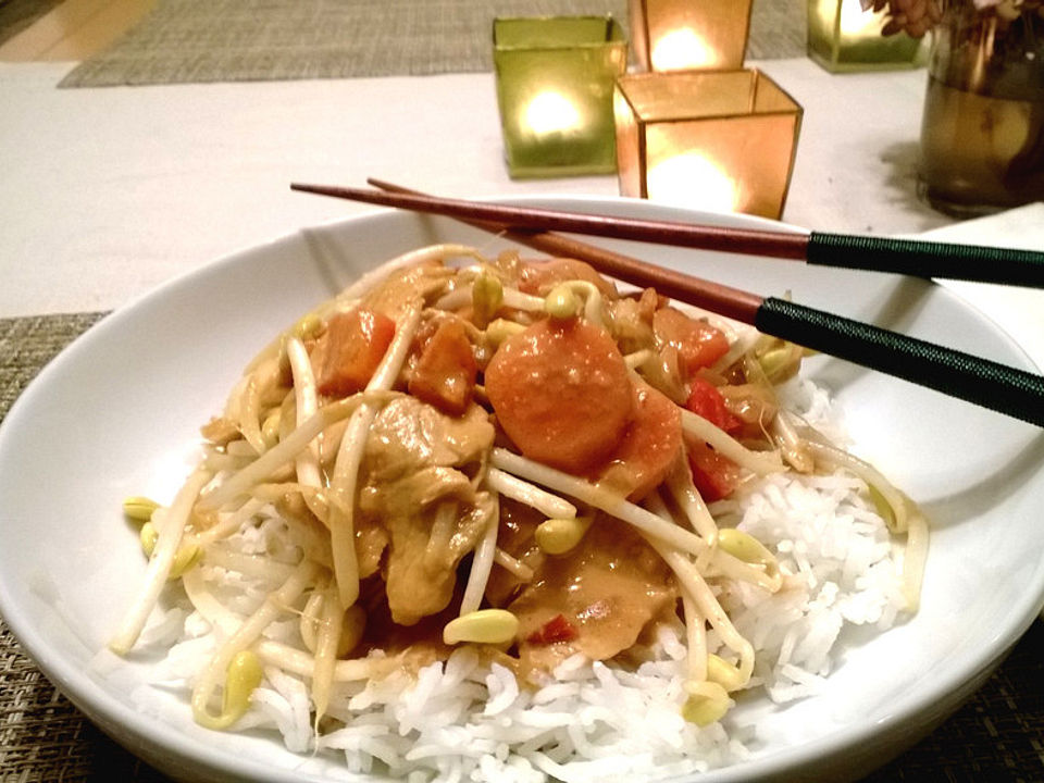 Asia Erdnuss-Hühnchen mit Reis von Sventibold| Chefkoch
