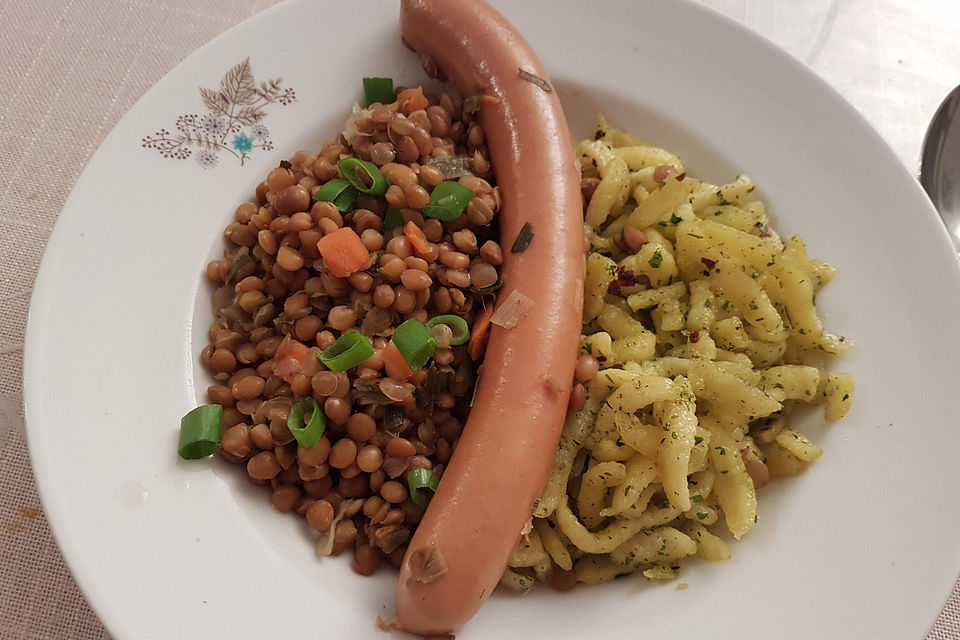 Linsen, Spätzle und Saitenwurst