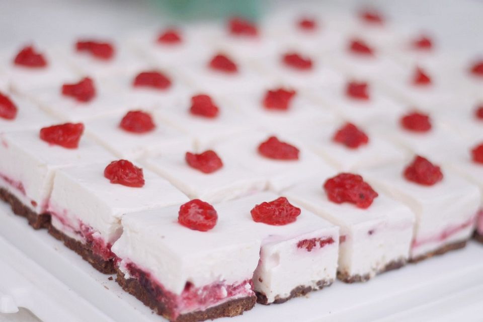 No Bake Cheesecake mit roter Grütze