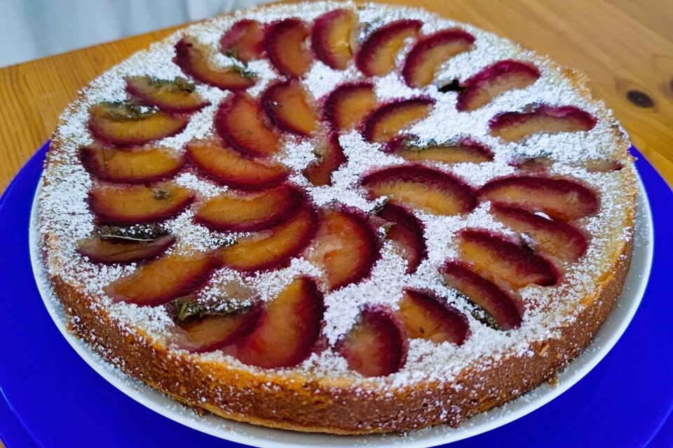 Pfirsich-Joghurt-Kuchen mit Minze