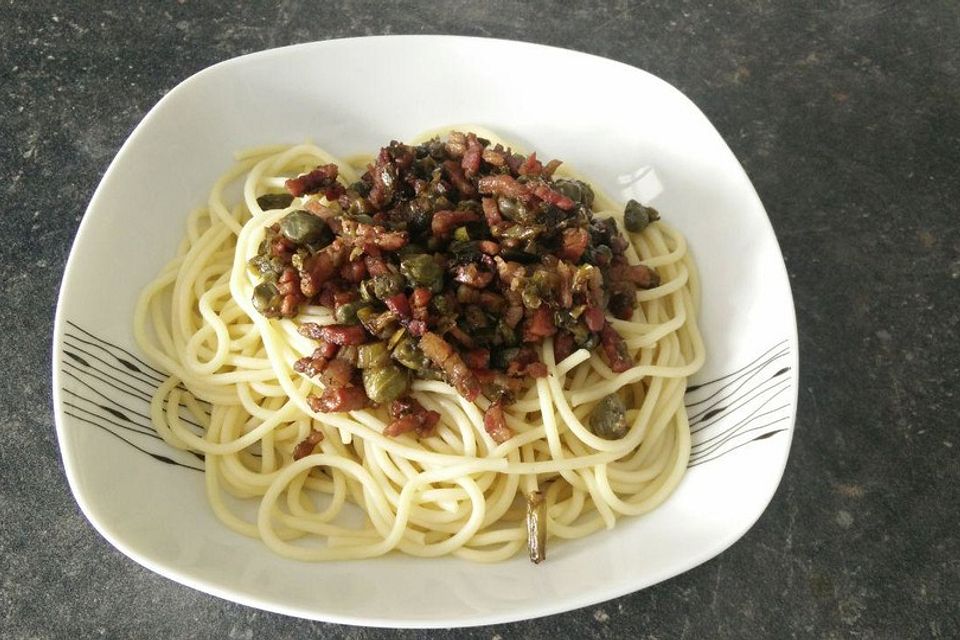 Speck-Kapern-Spaghetti