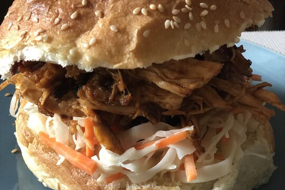 Pulled Chicken in Apfel-BBQ-Soße