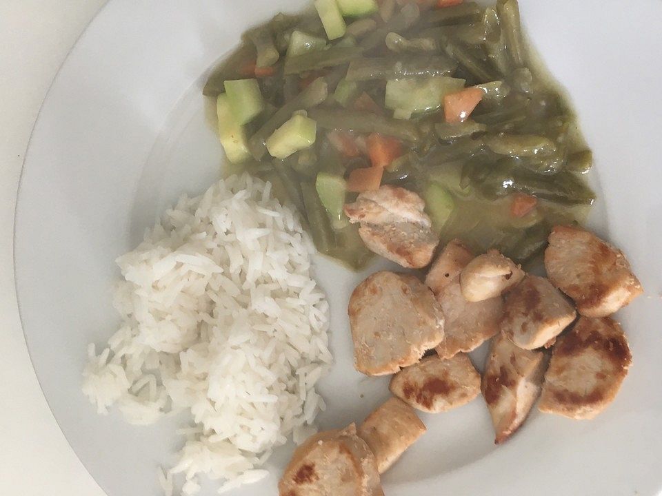 Hähnchenbrust mit Reis und Gemüsesauce von Elysoun | Chefkoch