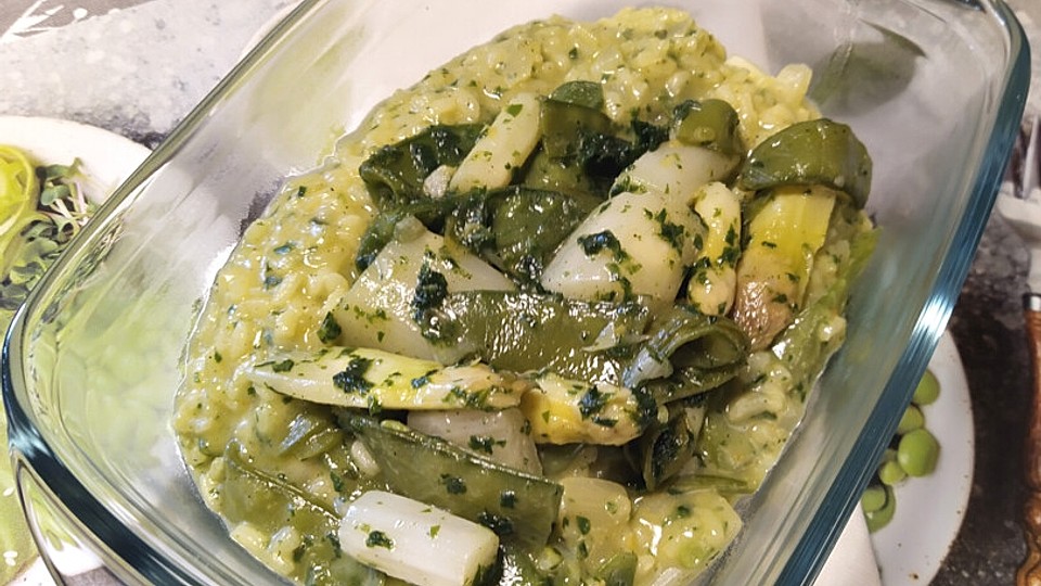 Risotto mit Spargel, Zuckererbsen und Bärlauch von LeHucon| Chefkoch Risotto mit Spargel, Zuckererbsen und Bärlauch von LeHucon| Chefkoch