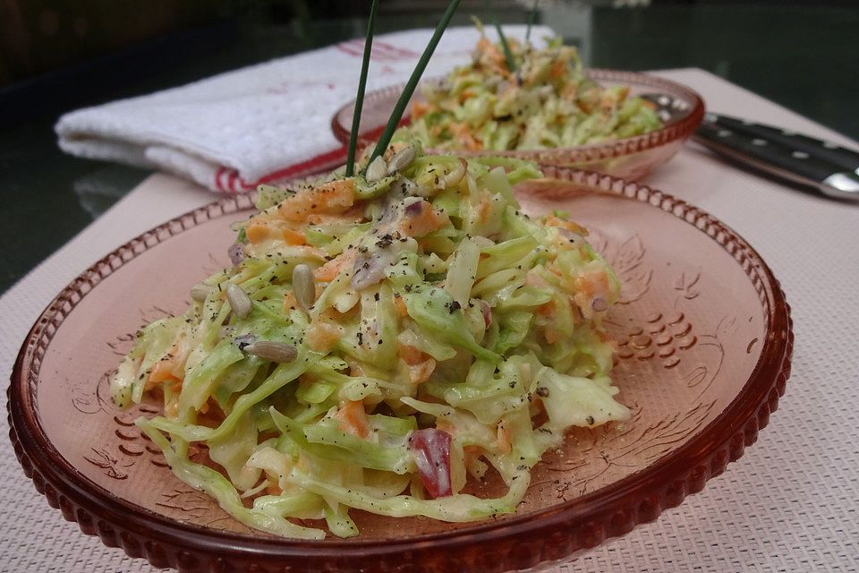 Spitzkohlsalat à la Cole Slaw