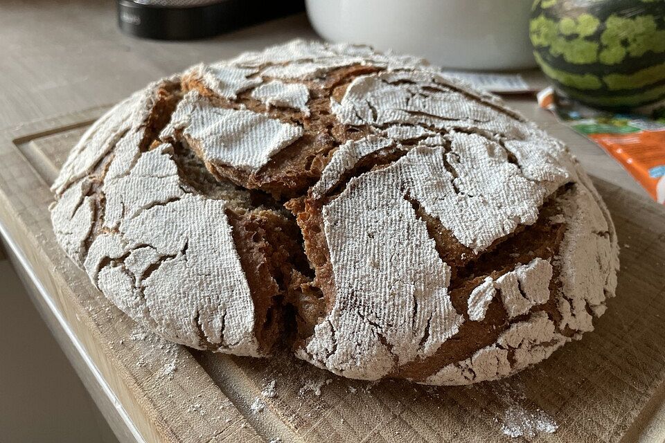 Tiroler Alpenfladen mit Roggensauerteig Tiroler Alpenfladen mit Roggensauerteig