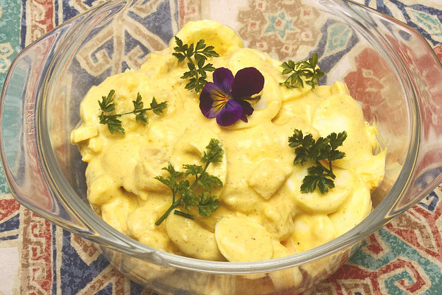 Eiersalat mit Banane, Ananas und Curry von Tatunca| Chefkoch